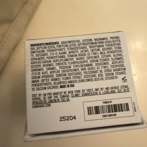 IL MAKIAGE White Skin Power Up Duo - Picture 4 of 4